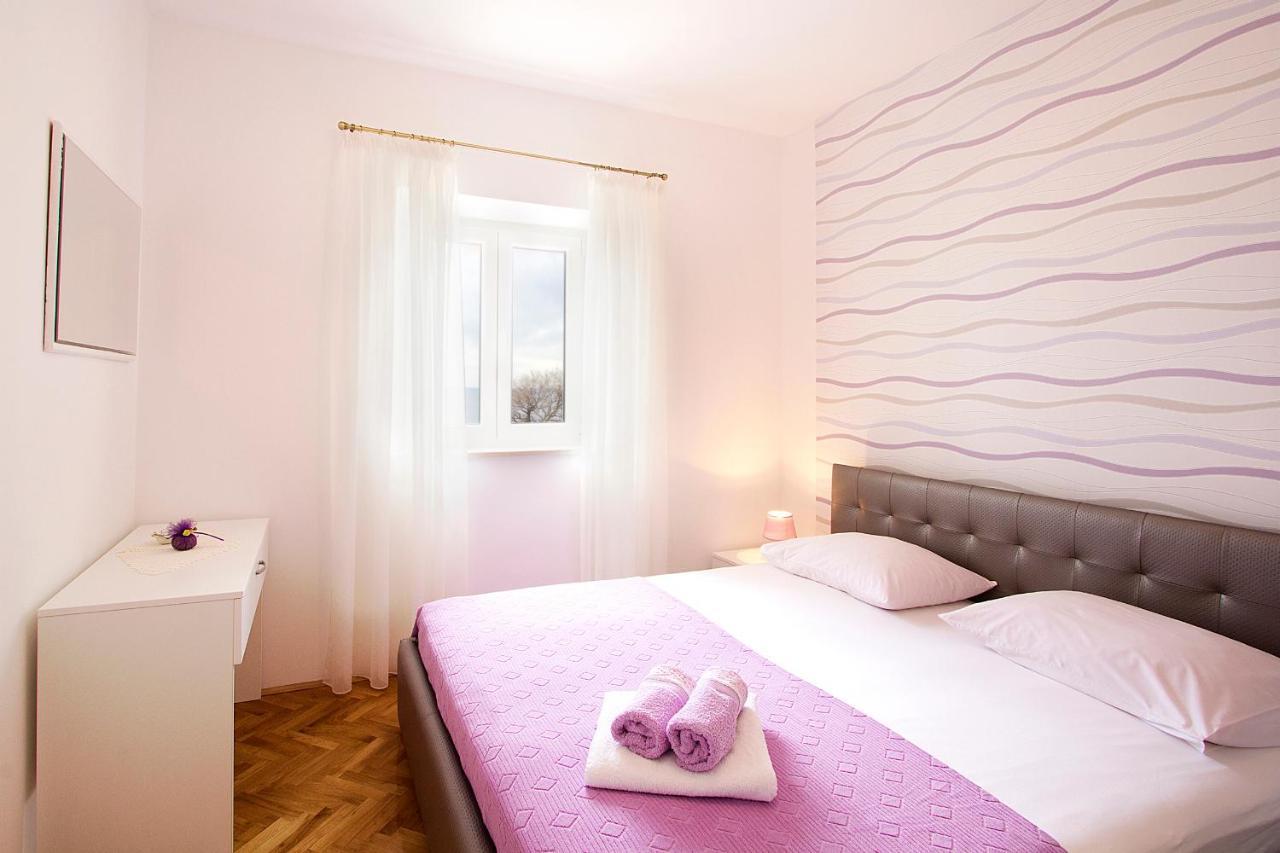 Apartment Burin *